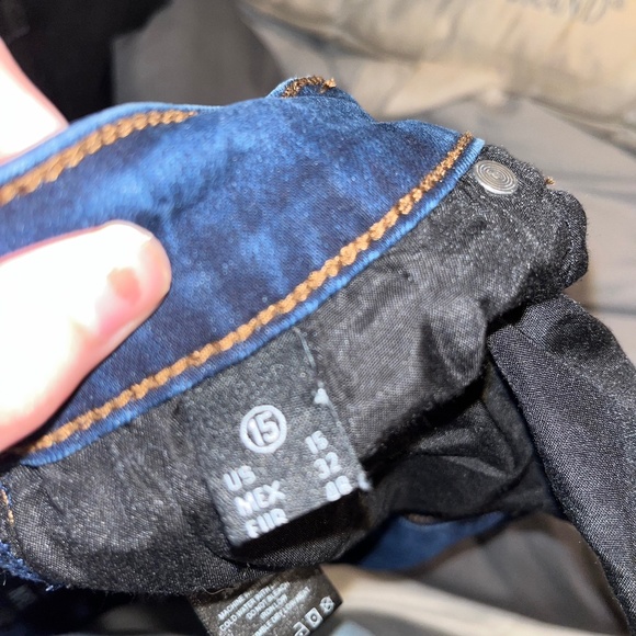 Jeans - Picture 1 of 2